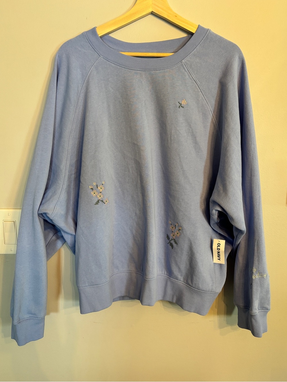 NWT Old Navy Blue Embroidered Crewneck Sweater XXL